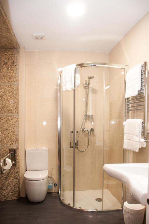 Linares Rooms سانتياغو دي كومبوستيلا المظهر الخارجي الصورة