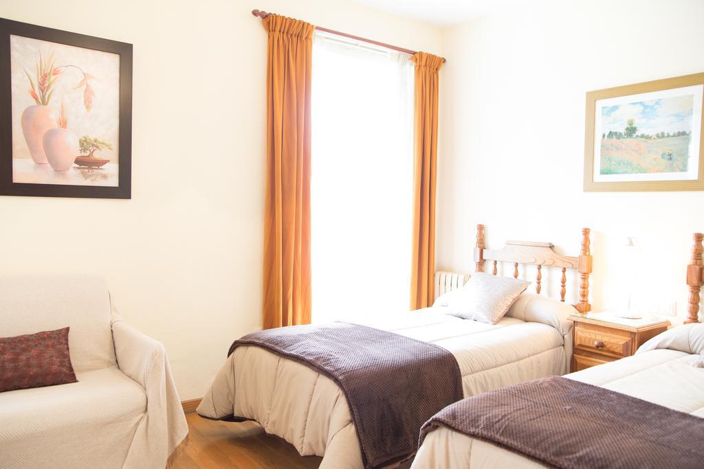Linares Rooms سانتياغو دي كومبوستيلا المظهر الخارجي الصورة