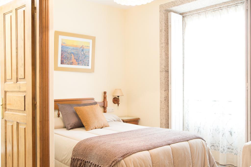 Linares Rooms سانتياغو دي كومبوستيلا المظهر الخارجي الصورة